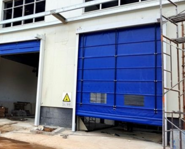 PA电子快速堆积门在环保行业垃圾回收站的应用